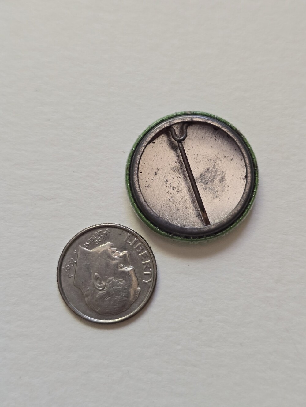 Gnome Pin Button - Picture 3 of 3